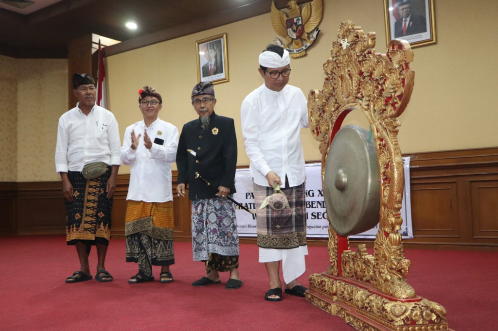 Sekda Adi Arnawa Buka Paruman Agung XI Pratisentana Ki Bendesa Gerih se-Bali